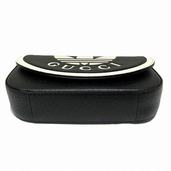 Gucci adidas Collaboration Leather Shoulder Bag - Picture 3 of 9